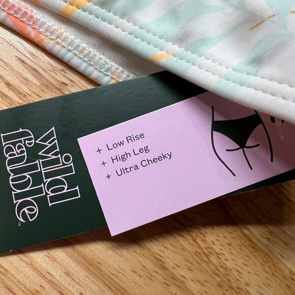 Wild Fable Women's Tropical Print Cheeky Bikini Bottom - Size XXS - NWT - Picture 3 of 6